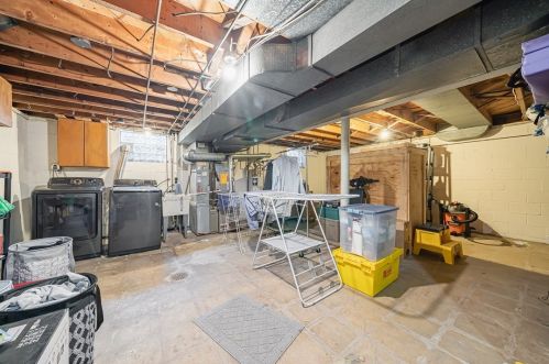 6834 Alcoma Dr, Pittsburgh PA  15235-2257 exterior