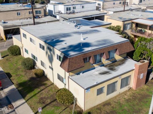 2001 Mariposa St, Oxnard, CA 93036-2835