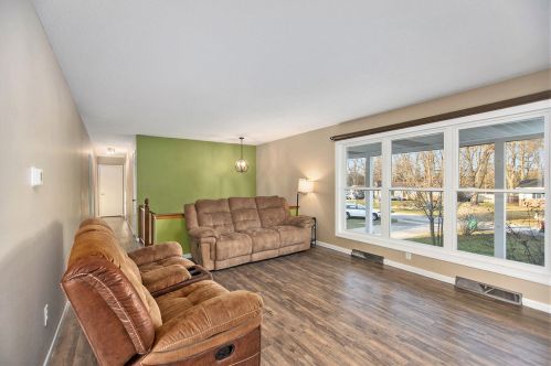 1819 Eloise Dr, Meskegon MI  49444-4013 exterior