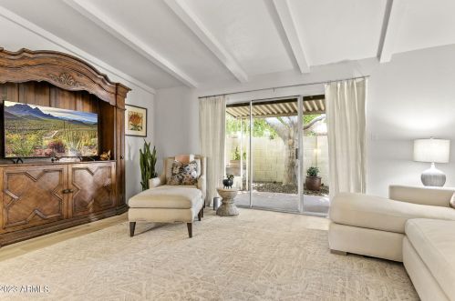 4312 28th Way, Phoenix AZ  85016-5811 exterior