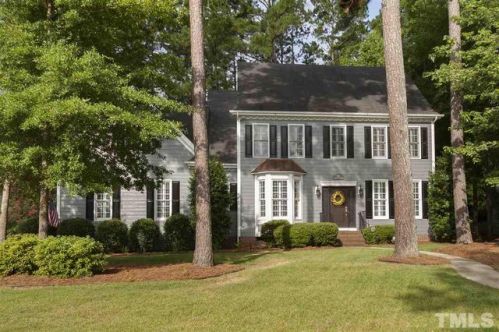 100 Langshire Ct, Apex, NC 27502-9621