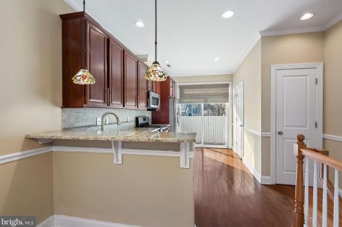 1708 Annin St, Philadelphia PA 19146-3007 exterior