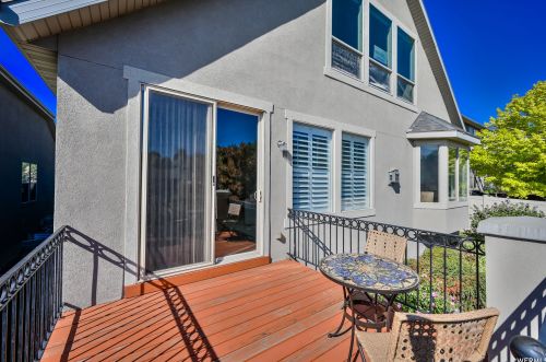 1958 Bluffside Cir, Sandy UT exterior