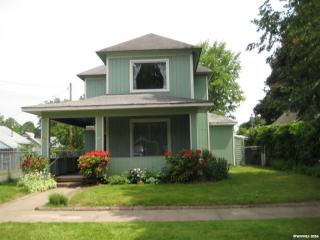 586 20 St, Salem OR  97301-2715 exterior