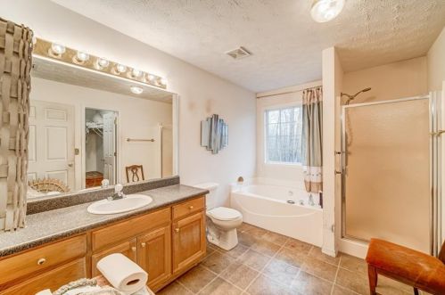 2999 Burton Cir, Gainesville GA 30507-7917 exterior