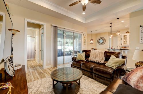 5809 Blue Bonnet Ct, Fort Pierce FL  34986-4186 exterior