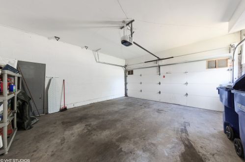 706 Evergreen Ave, Chicago IL 60622-1908 exterior