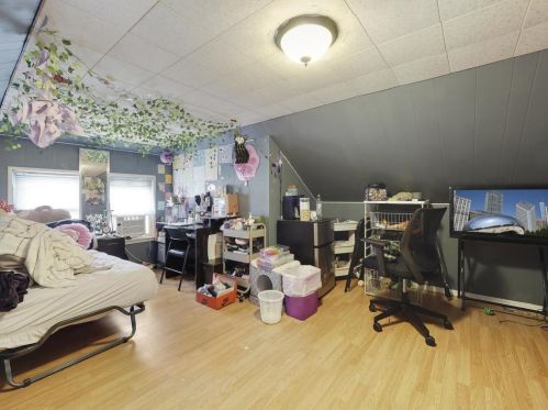 3054 Sayre Ave, Chicago IL 60634-2376 exterior