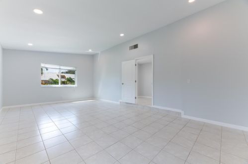 441 53rd St, Boca Raton FL  33487-3750 exterior