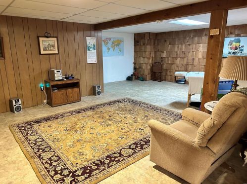 10559 Hackamore Ln, Saint Louis MO exterior