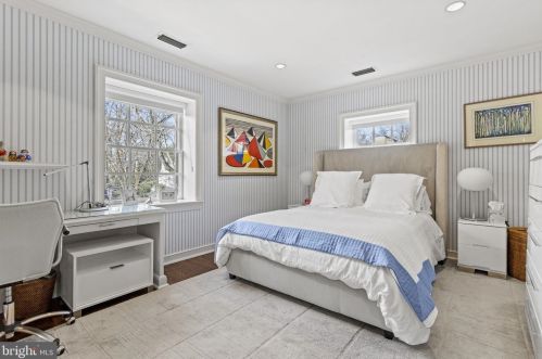 3005 45th St, Washington DC 20016-3528 exterior