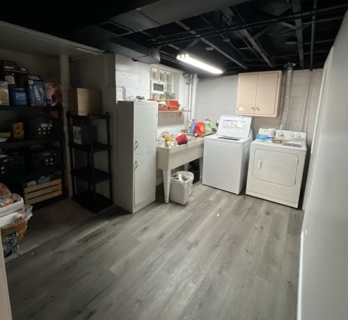 8585 Peebles Rd, Pittsburgh PA 15237-5722 exterior