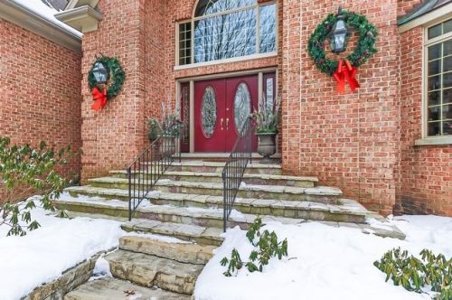 8191 Stickney Run, Bull Valley, IL 60098-8192