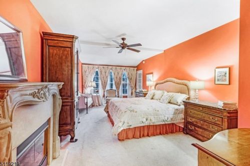 8 Otter Crk Rd, Montgomery NJ 08558-2369 exterior