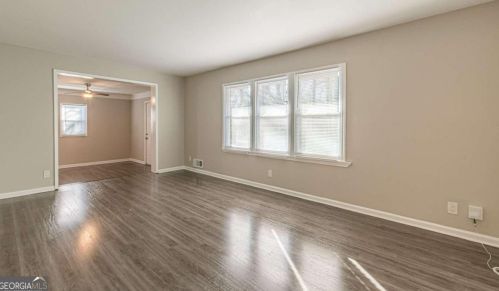 4335 Greenleaf Rd, Atlanta GA exterior