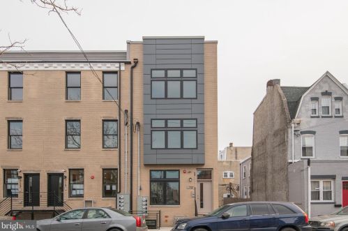 717 51st St, Philadelphia PA  19143-1632 exterior