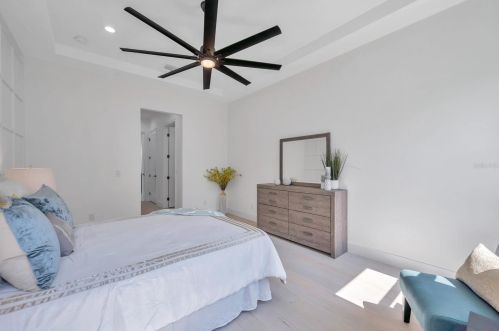 4307 Clark Ave, Tampa FL  33611-1305 exterior