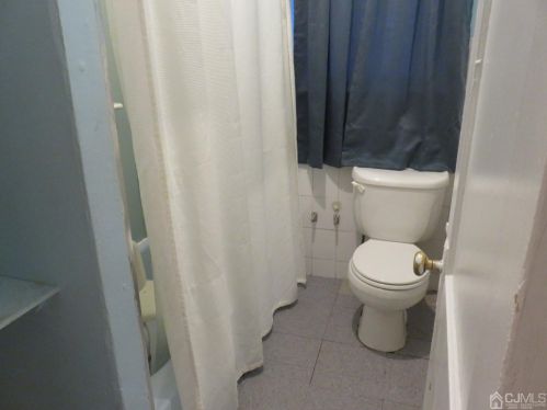 543 Sayre Ave, Perth Amboy NJ 08861-3613 exterior