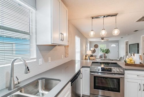 1808 22nd Ave, Tampa FL 33605-1918 exterior