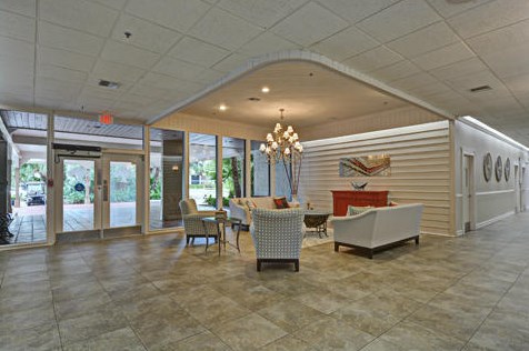 5096 Kinswood Rd, Boynton Beach FL 33437-1304 exterior