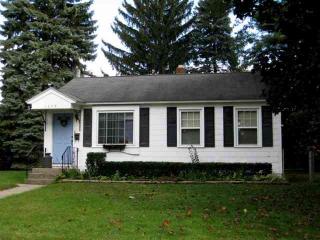 1009 Roberta Rd, Schenectady, NY 12303-3776