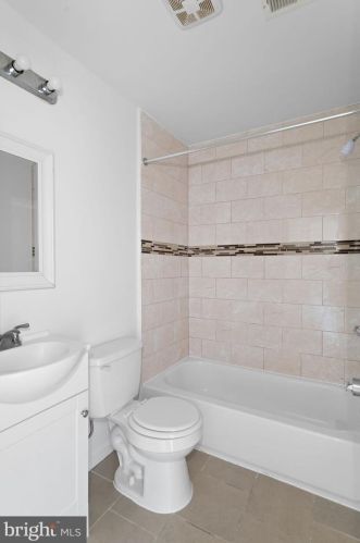 4649 Marvine St, Philadelphia PA 19141-4116 exterior