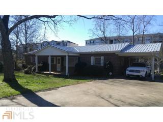 1328 Lanier Valley Dr, Gainesville, GA 30504-2637