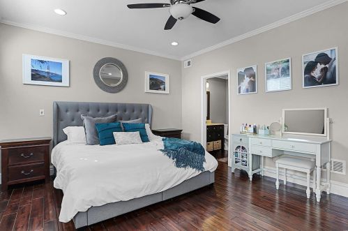 2104 Sidney St, Saint Louis MO 63104-2829 exterior