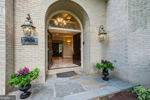 9906 Avenel Farm Dr, Rockville MD 20854-5410 exterior