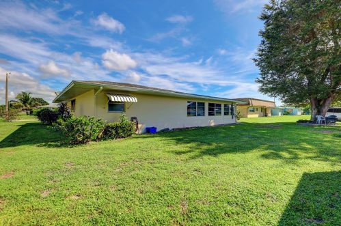 140 Selva Ct, Fort Pierce FL 34983-2020 exterior