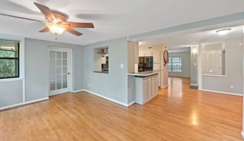 30 Cantey Pl, Atlanta GA 30327-4082 exterior