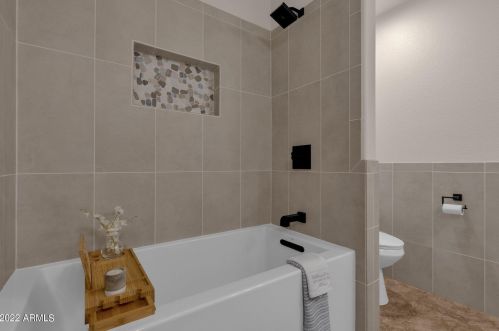 15822 15th Pl, Phoenix AZ  85048-8629 exterior