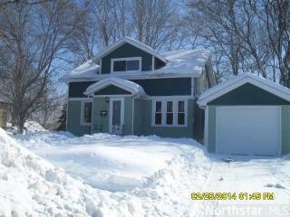 784 Stoughton Ave, Chaska, MN 55318-2128