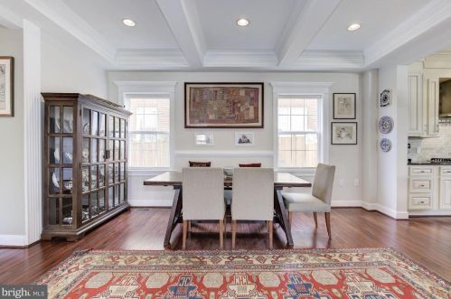 5536 30 Pl, Washington DC 20015-1209 exterior