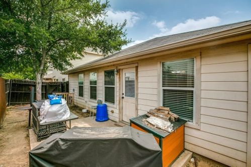 9945 Crystal Vly Way, Dallas TX 75227-5235 exterior