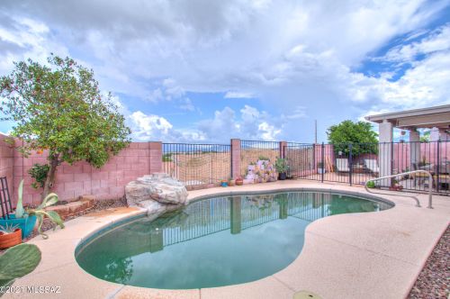 10201 Lucille Dr, Tucson AZ  85730-6132 exterior