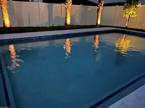 525 102 Ave, Naples FL 34108-3213 exterior