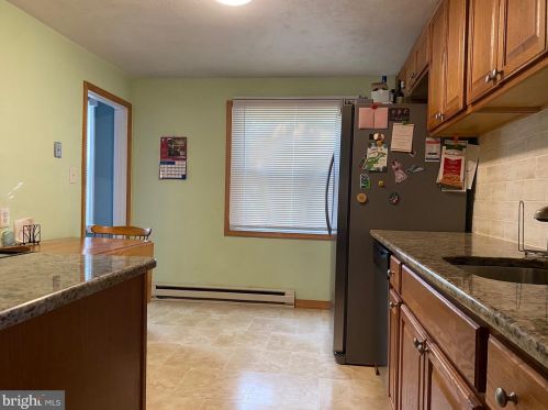 47 Norman St, Chester PA 19014-2140 exterior