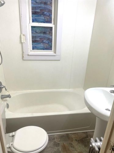 3221 Milwaukee St, Madison WI 53714-2117 exterior