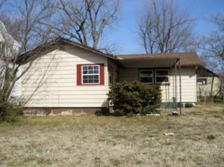 1427 Lynn St, Springfield MO  65802-1566 exterior