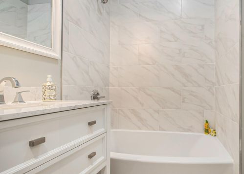 2131 Amherst Ave, Kalamazoo MI  49008-3935 exterior