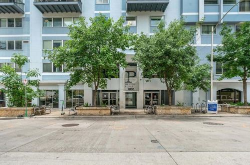 800 Brazos St, Austin TX  78701-2538 exterior