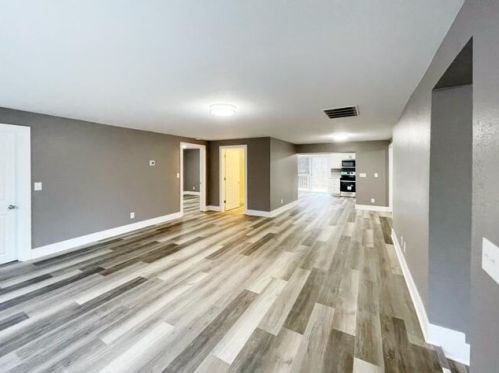 1935 Paul St, Meskegon, MI 49445-1456