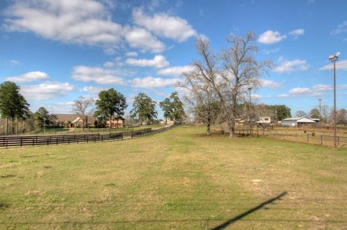 10436 League Line Rd, Conroe TX 77304-1029 exterior