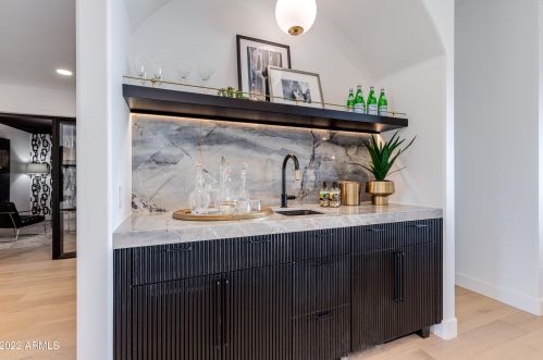 4232 31st St, Phoenix AZ  85016-5819 exterior