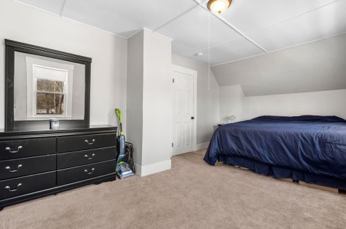 64 Elm St, Concord NH 03303-3324 exterior