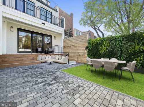 1332 Independence Ave, Washington DC  20003-2365 exterior