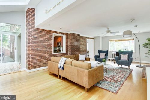 3309 Old Dominion Blvd, Alexandria VA 22305-1319 exterior