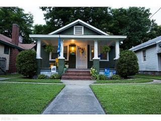 915 Decatur St, Chesapeake, VA 23324-2559