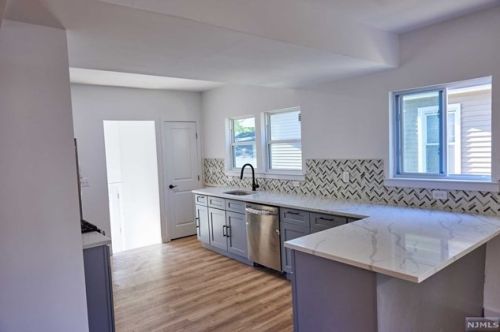 68 9th Ave, Paterson NJ 07506-1645 exterior